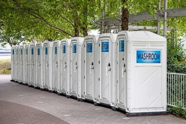 Best Portable restroom trailer rental  in Doolittle, TX